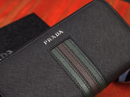 Prada (パラダ) メンズ  財布 新品