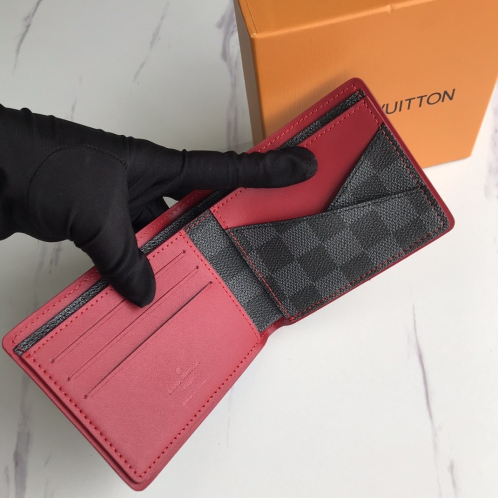 LV(ルイ·ヴィトン) Monogram 財布 新品