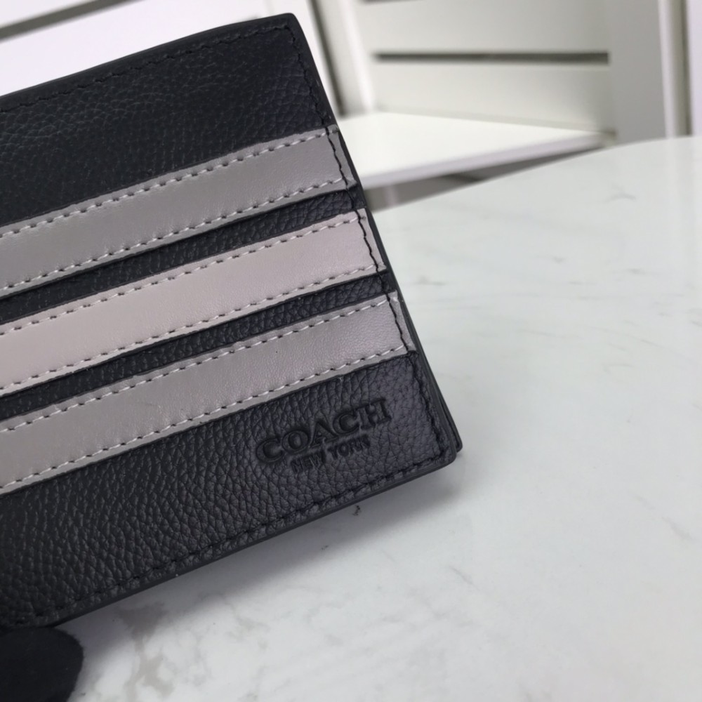 Coach (コーチ) 財布 新品