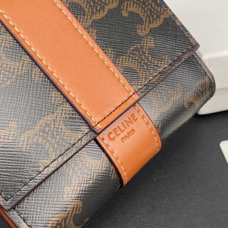 CELINE　 財布　サイズ11*10*5