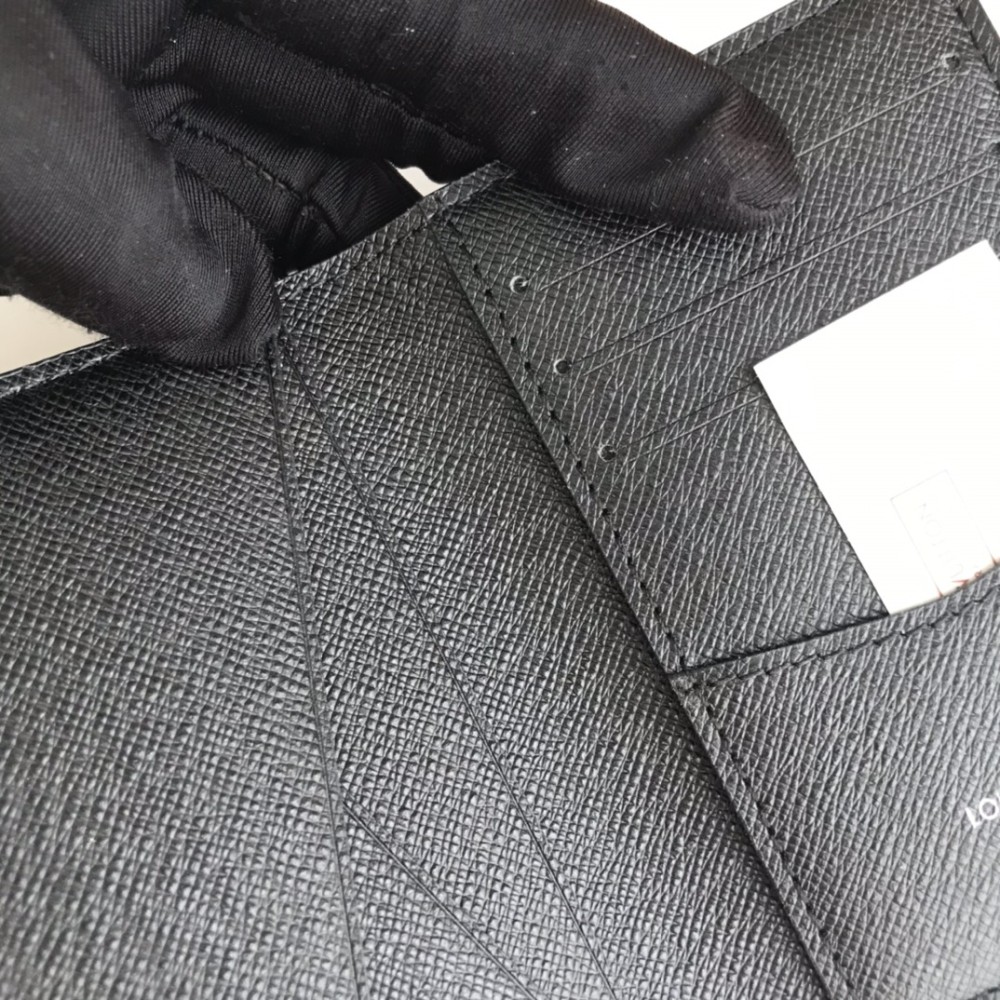 LV(ルイ·ヴィトン) Monogram 財布 新品