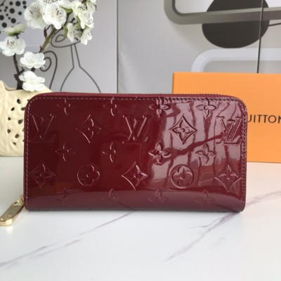 LV(ルイ·ヴィトン) Monogram 財布 新品