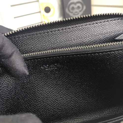 Coach (コーチ) 財布 新品