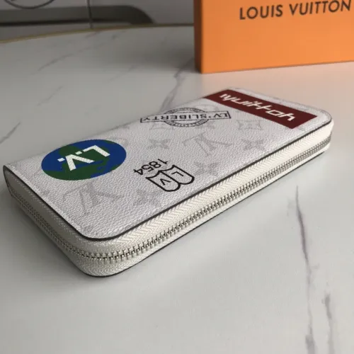 LV(ルイ·ヴィトン) Monogram 財布 新品