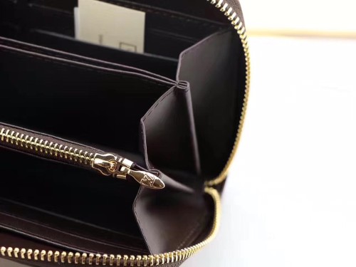 LV(ルイ·ヴィトン) Monogram 財布 新品