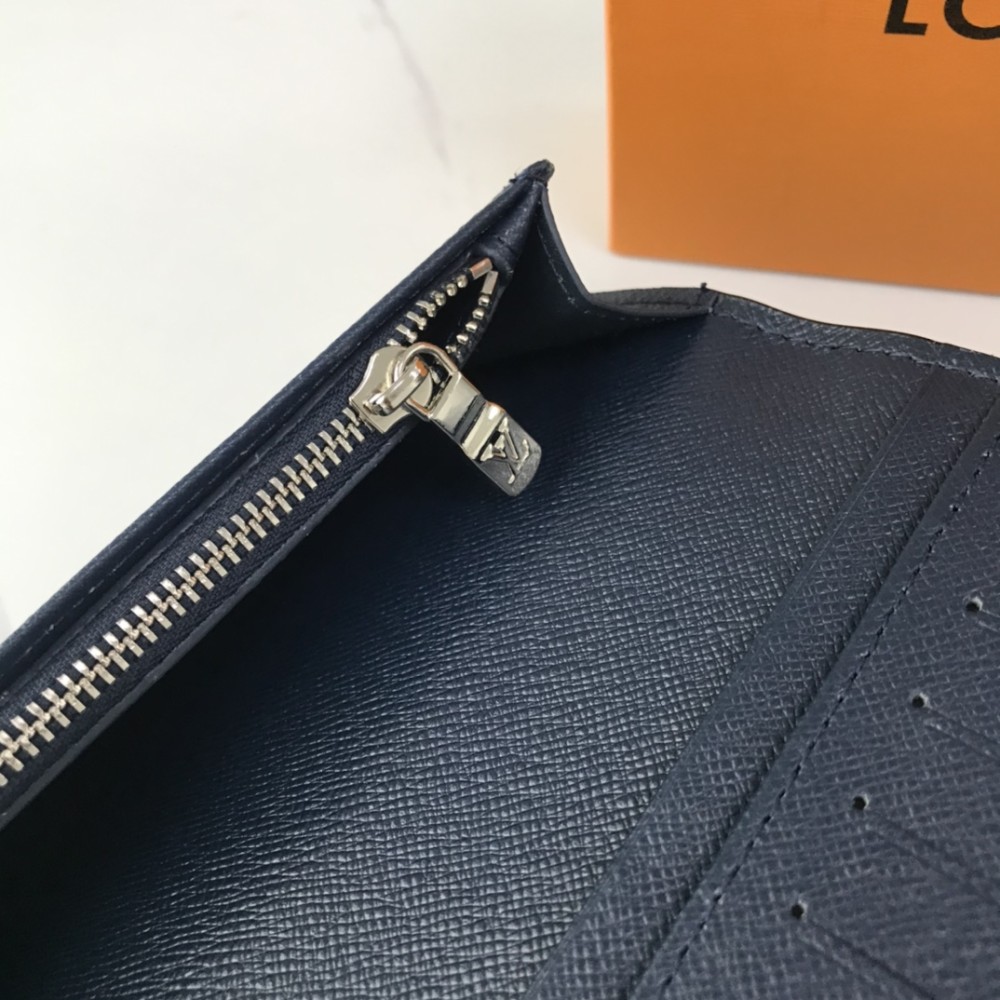 LV(ルイ·ヴィトン) Brazza 財布 新品