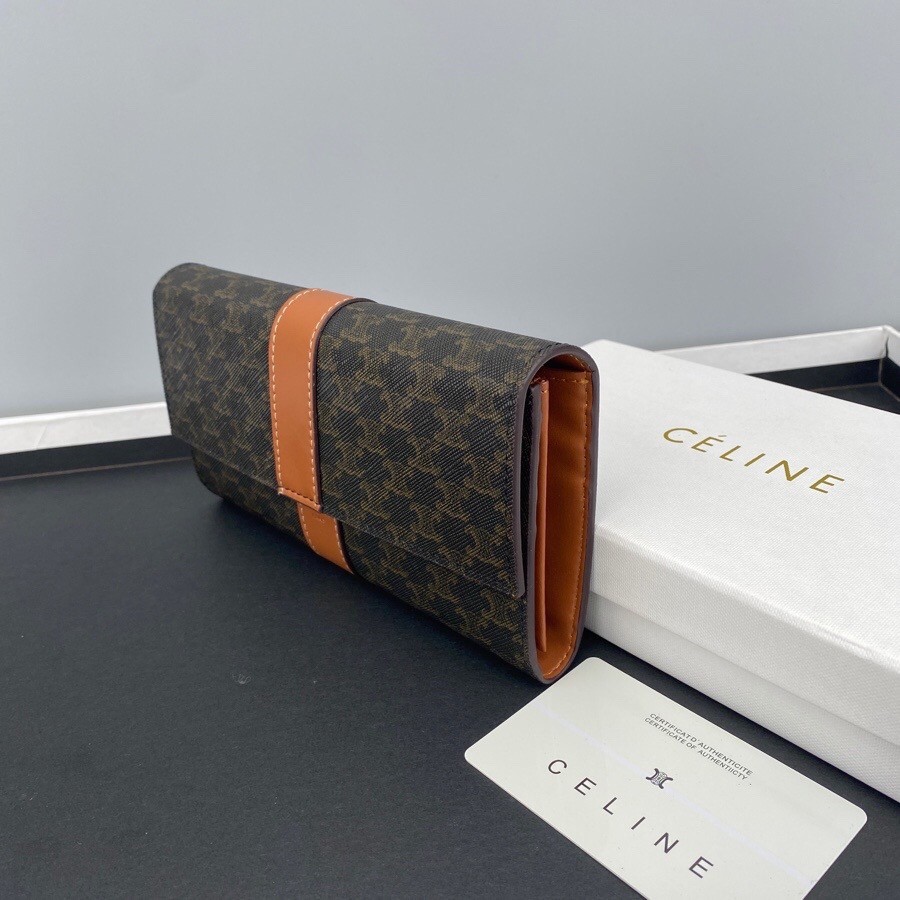 CELINE　 財布　サイズ19*10*3