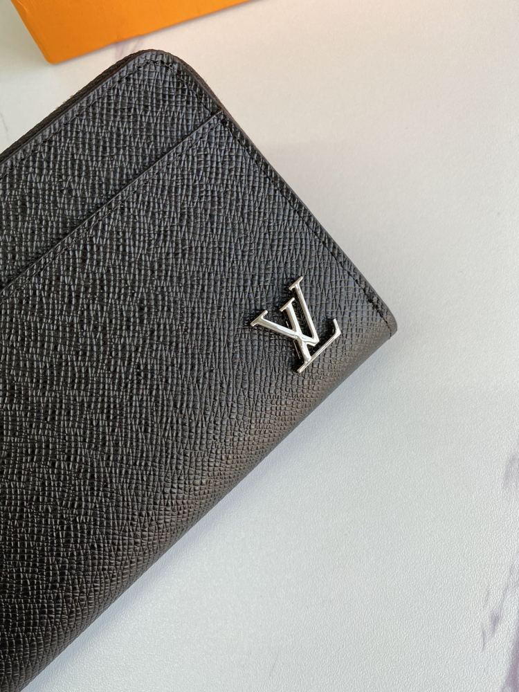 LV(ルイ·ヴィトン) Monogram 財布 新品