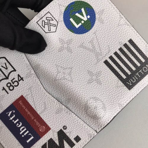 LV(ルイ·ヴィトン) Monogram 財布 新品