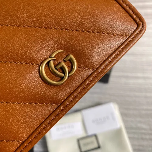 Gucci　GG marmont　 財布　