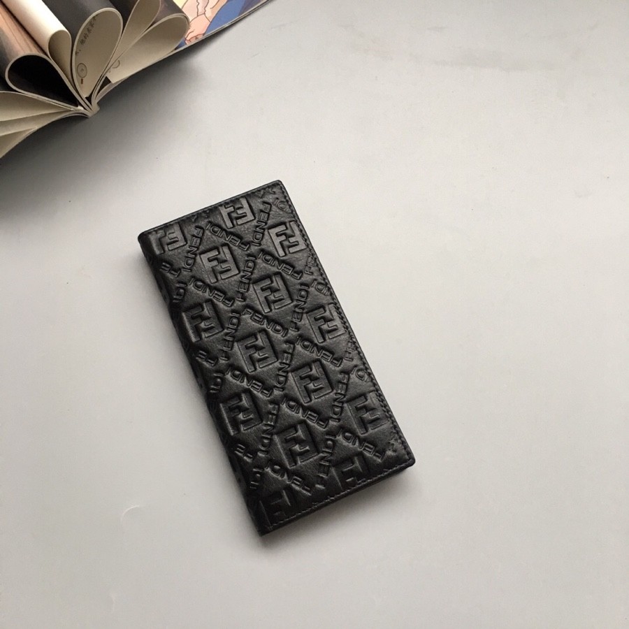 Fendi (フェンディ) 財布 新品