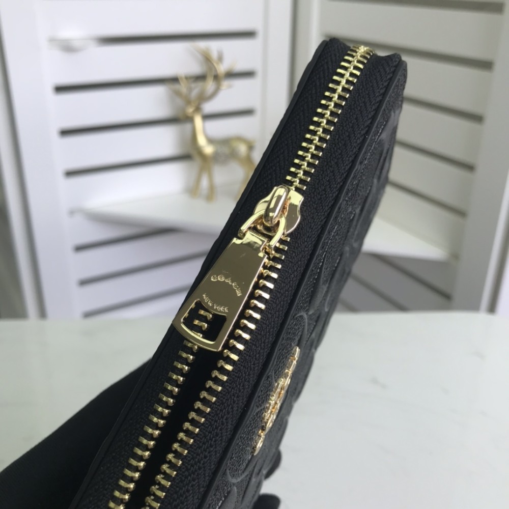 Coach (コーチ) 財布 新品