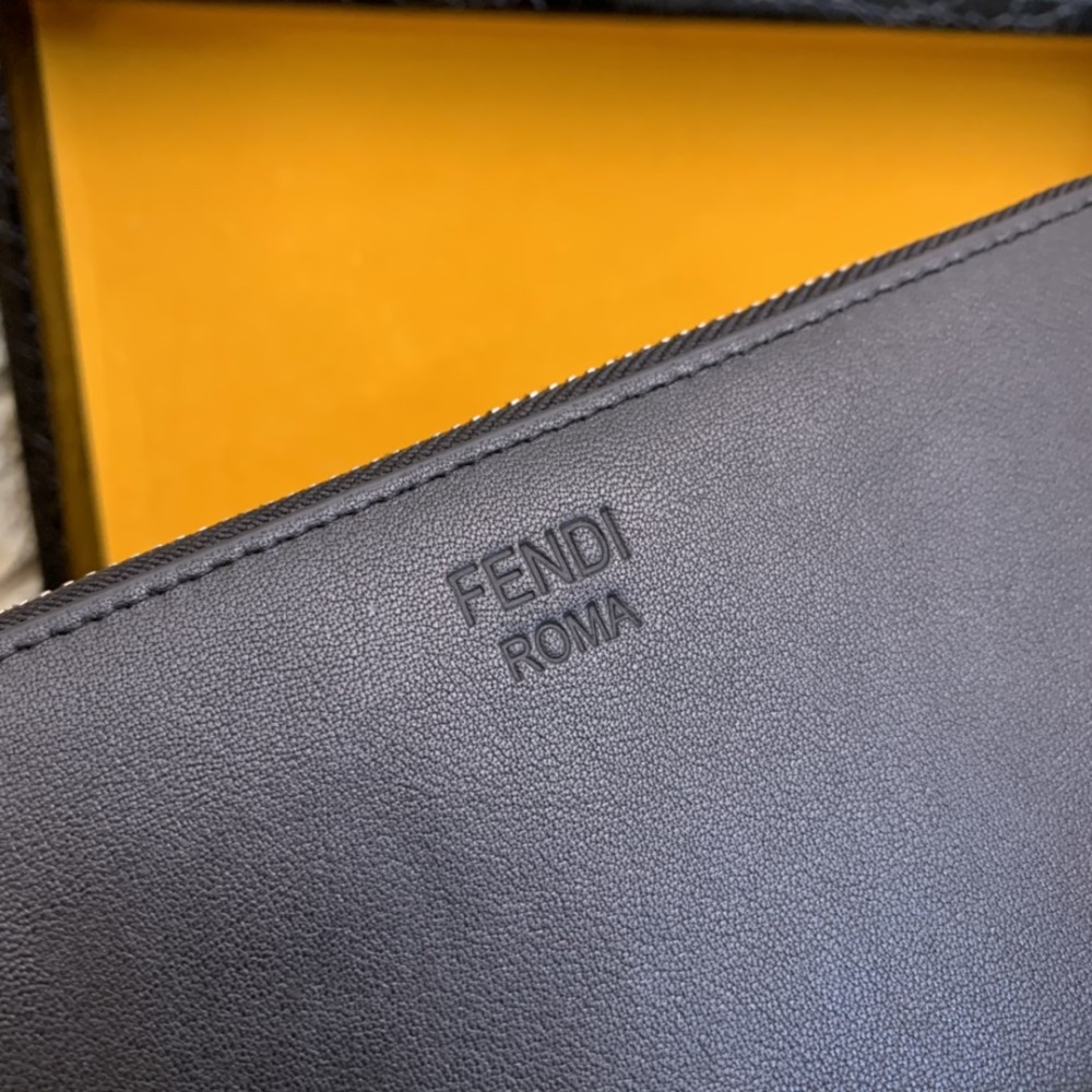 Fendi (フェンディ)  メンズ / レディース 財布 新品