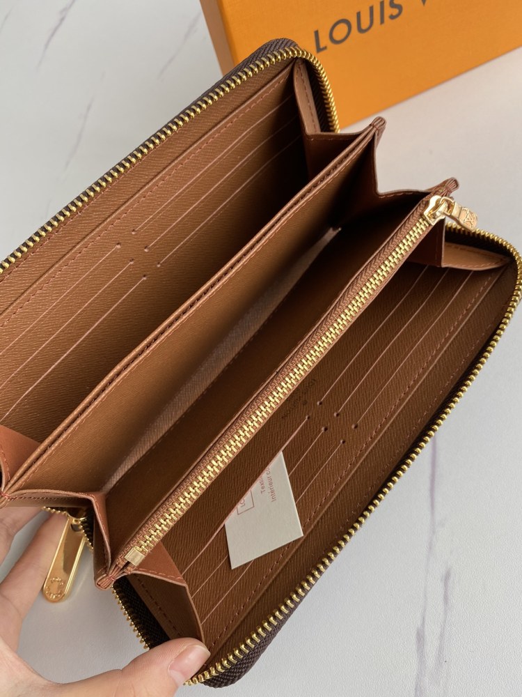 LV(ルイ·ヴィトン) Monogram swing 財布 新品