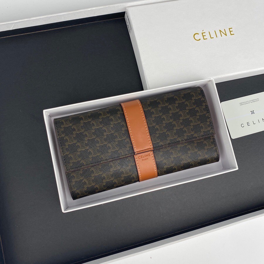 CELINE　 財布　サイズ19*10*3
