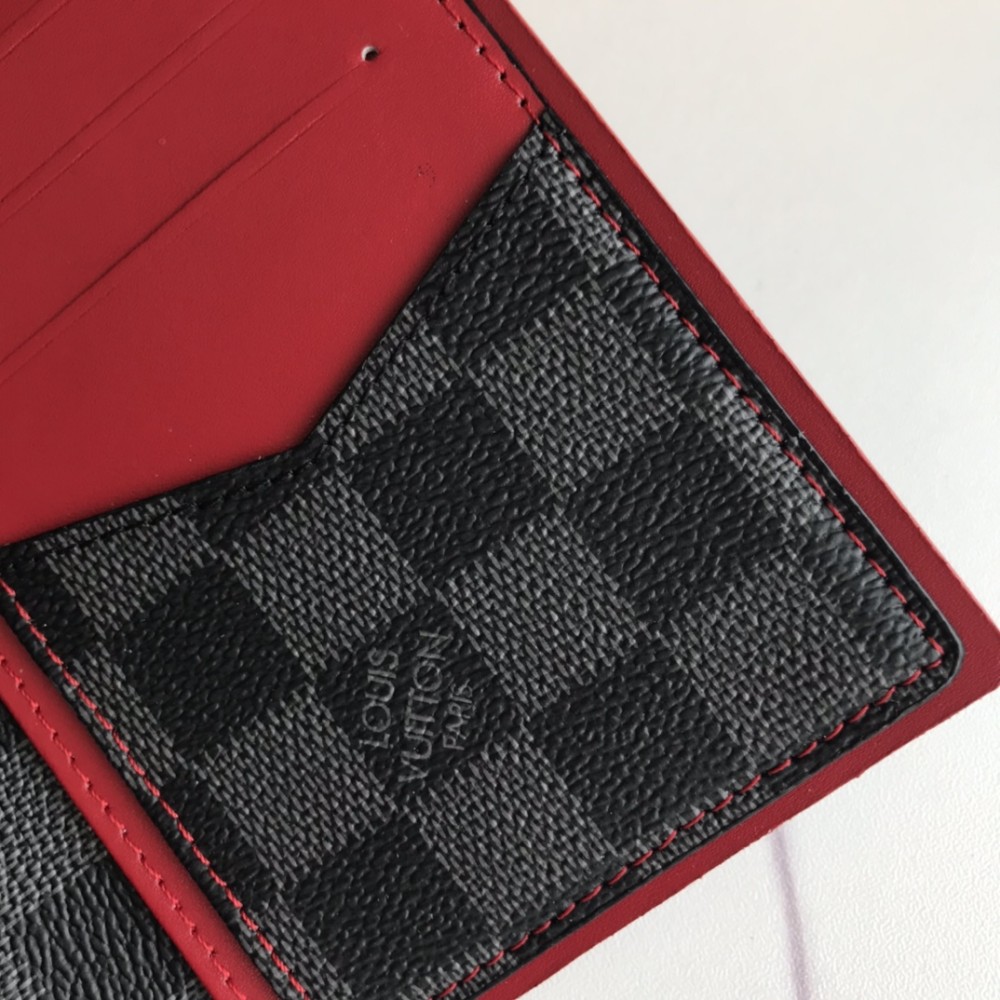 LV(ルイ·ヴィトン) Monogram  財布 新品