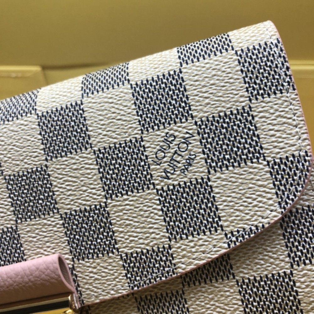 LV(ルイ·ヴィトン) Croisette 財布 新品