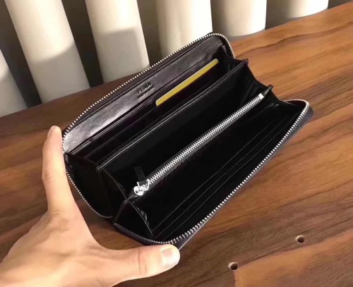 Fendi (フェンディ) メンズ / レディース 財布 新品