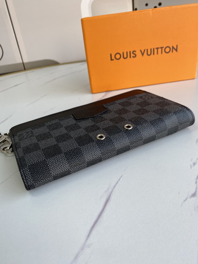 LV(ルイ·ヴィトン)  Zippy Dragonne 財布 新品
