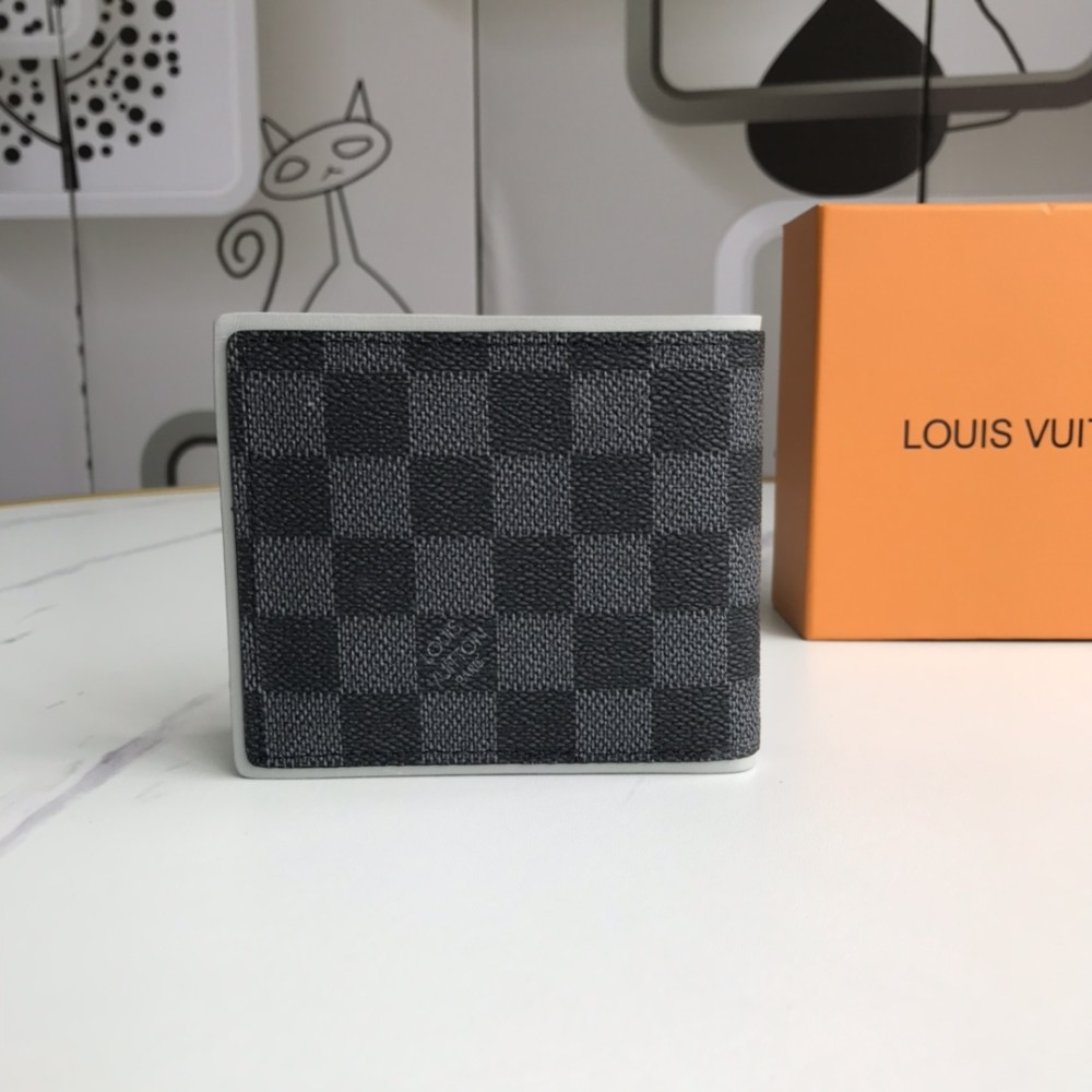 LV(ルイ·ヴィトン) Monogram 財布 新品