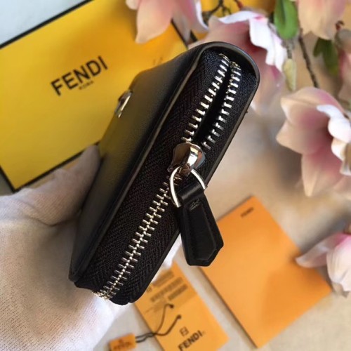 Fendi (フェンディ) メンズ / レディース 財布 新品