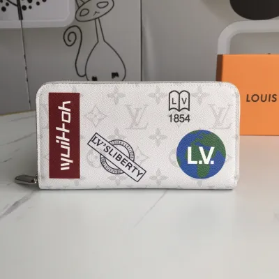 LV(ルイ·ヴィトン) Monogram 財布 新品