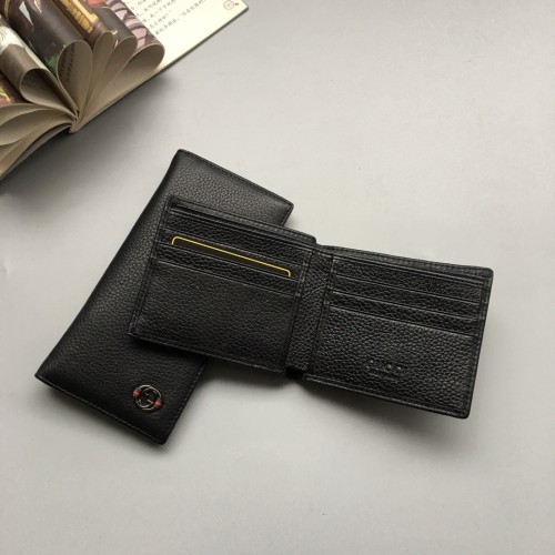 Gucci (グッチ) 財布 2個 売商品