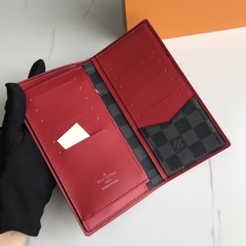 LV(ルイ·ヴィトン) Monogram  財布 新品