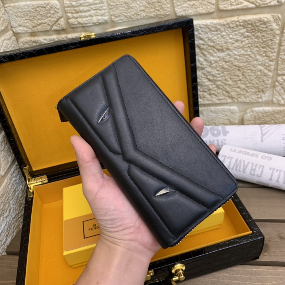 Fendi (フェンディ)  メンズ / レディース 財布 新品
