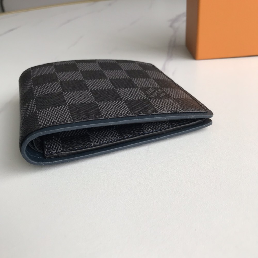 LV(ルイ·ヴィトン) Monogram 財布 新品