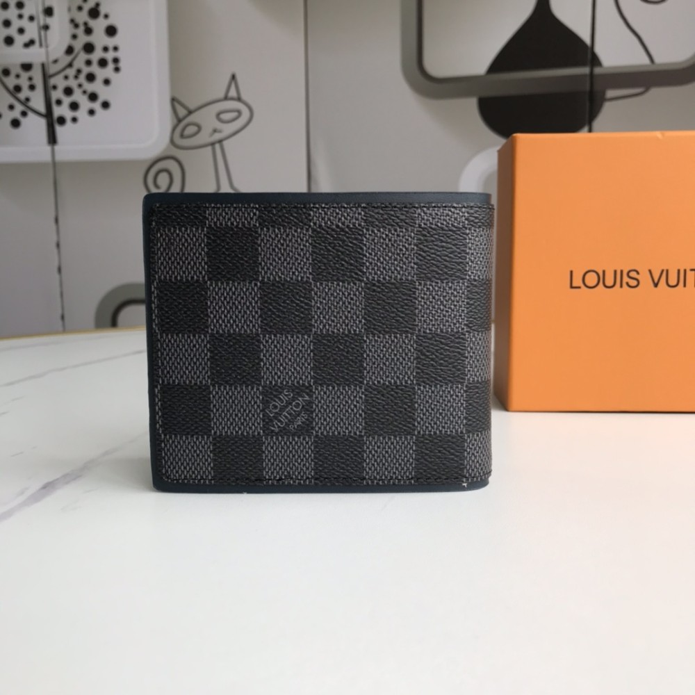 LV(ルイ·ヴィトン) Monogram 財布 新品