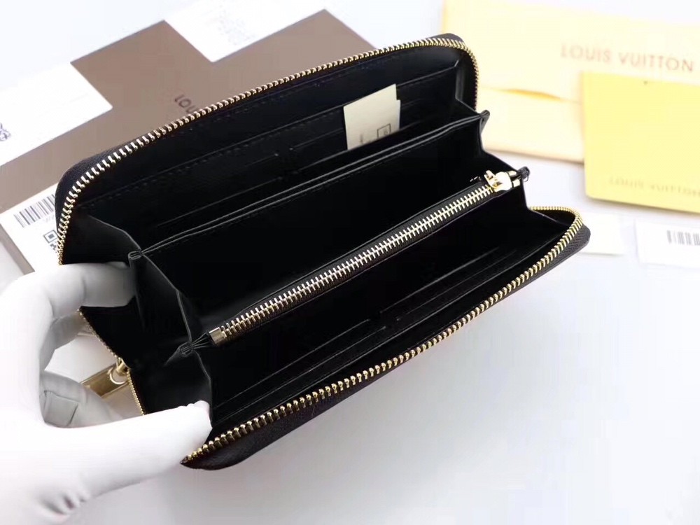 LV(ルイ·ヴィトン) Monogram 財布 新品