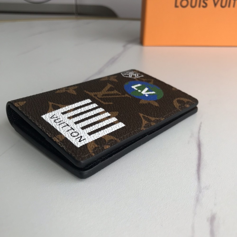 LV(ルイ·ヴィトン) Monogram 財布 新品