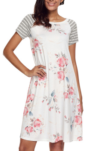 White Backdrop Floral Print A-line Loose T-shirt Dress