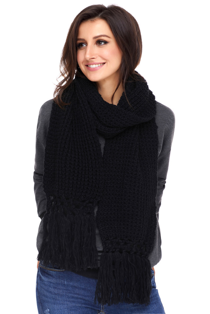 Black Cozy Chunky Knit Tassel Scarf