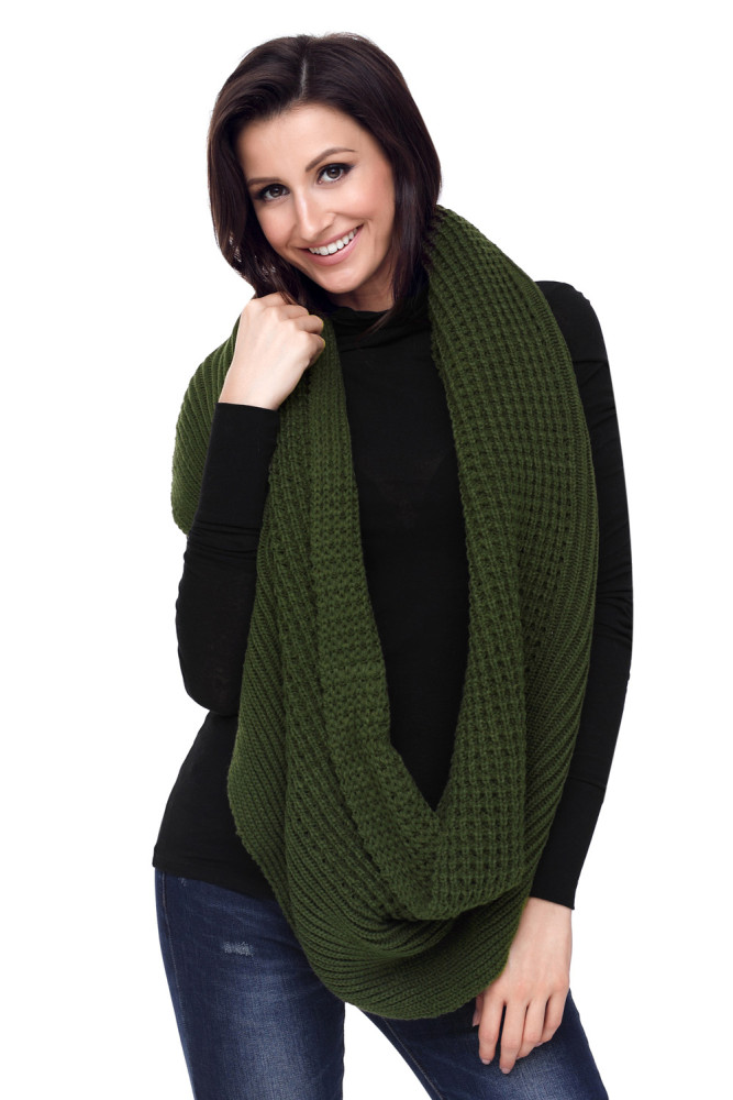Green Cable Knit Chunky Scarf