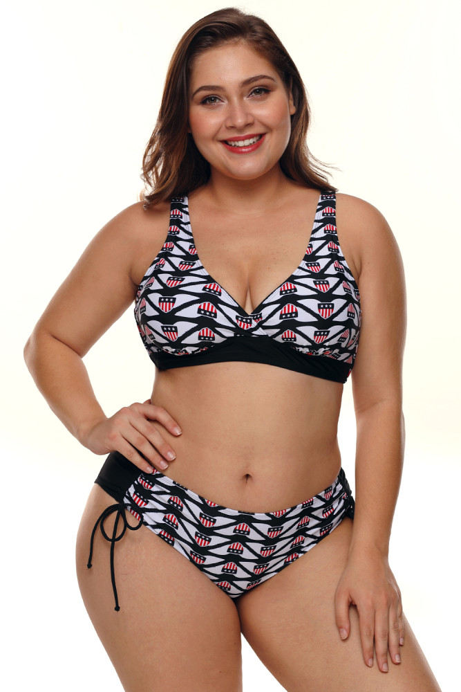 Designful Flag Print Plus Size Bikini Swimsuit