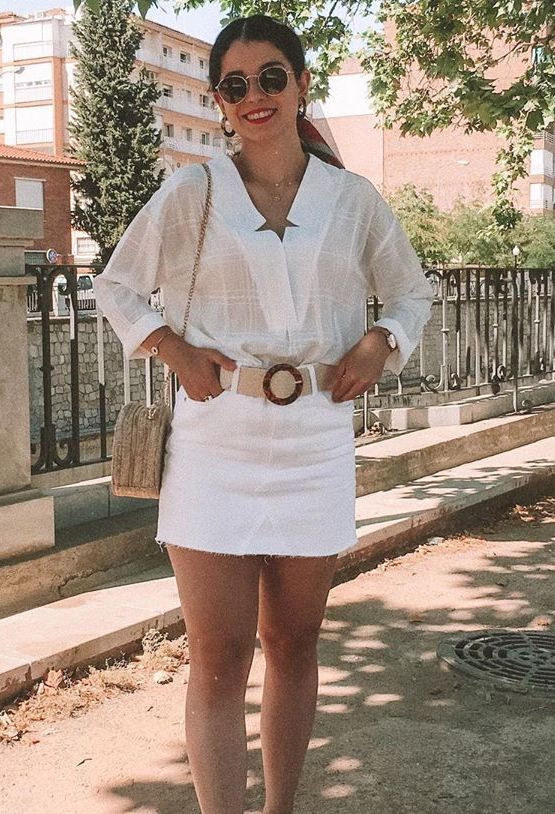 White Crepe Plaid Notched Neckline Blouse