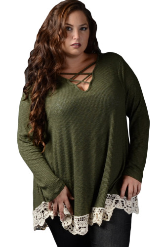 Green Crisscross Crochet Hem V Neck Plus Size Top