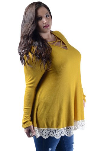 Yellow Crisscross Crochet Hem V Neck Plus Size Top