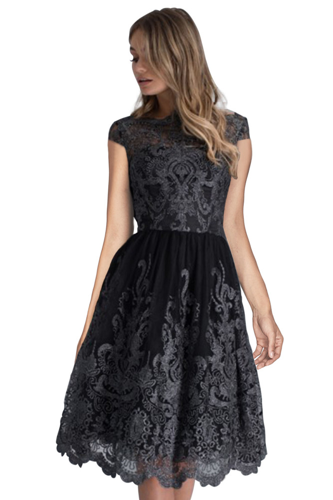 Dreamy Black Lace Embroidered Prom Dress