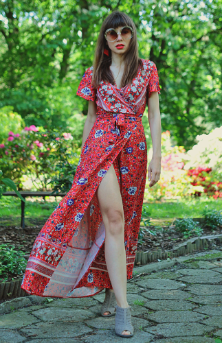 Red V-Neck Beach Resort Printed Dress
