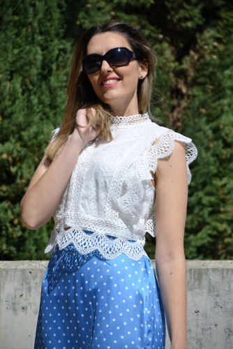 White High Collar Vintage Lace Vest