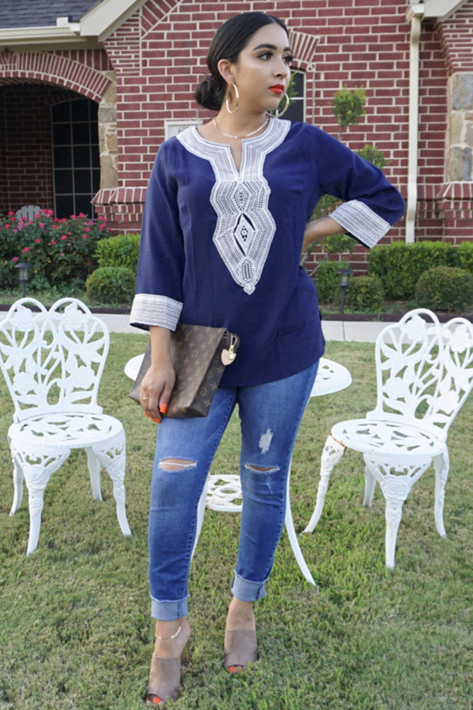 Blue Elbow Length Sleeves Front Embroidery Blouse