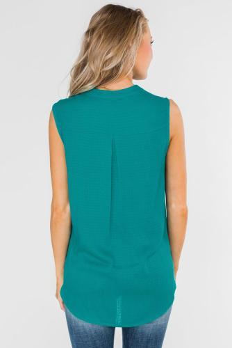 Green V-Neck Front Irregular Twist Hem Tank Top