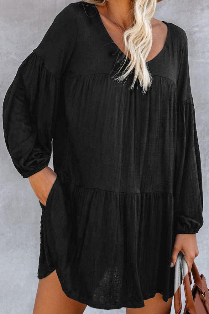 Black Wanderlust Pocketed Tiered Tunic