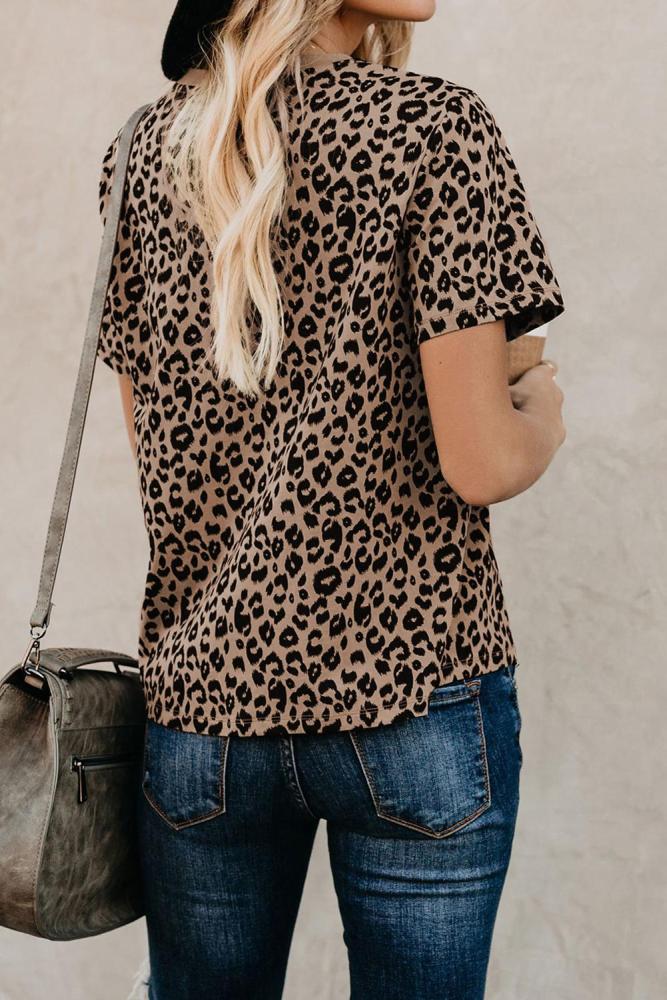 Crew Neck Leopard Print Basic T-shirt