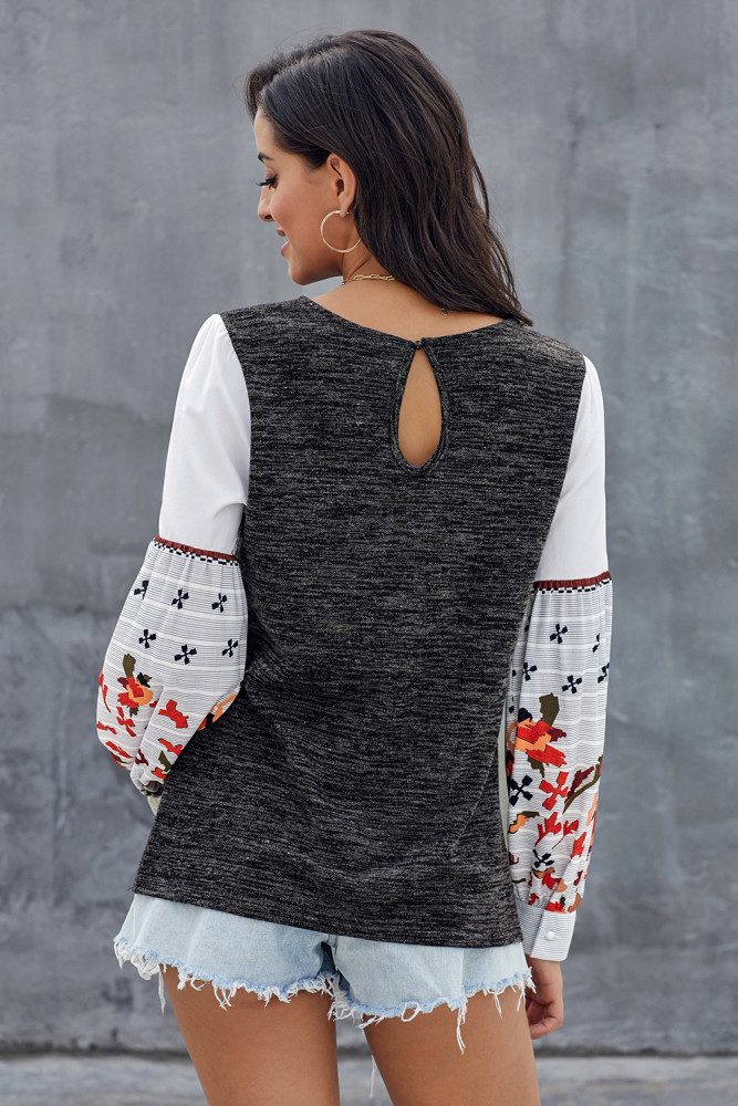 Black Contrast Printed Sleeve Knit Sweatshirts