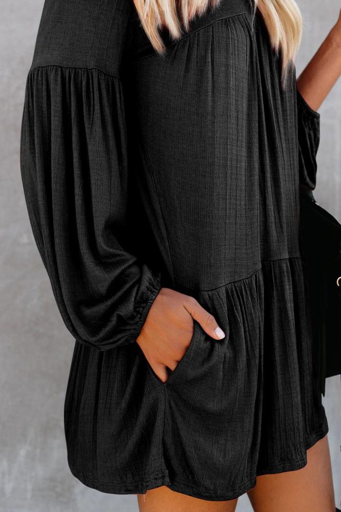 Black Wanderlust Pocketed Tiered Tunic