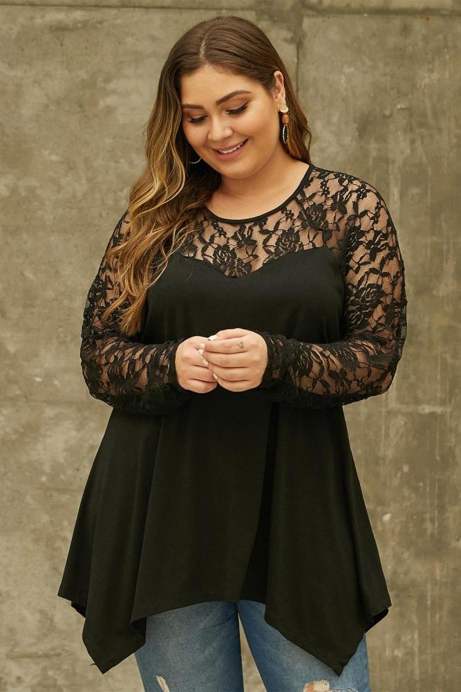 Black Plus Size Lace Yoke Stitching Asymmetic Hemline Top